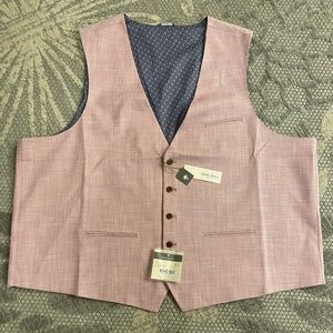 Oak Hill men’s vest